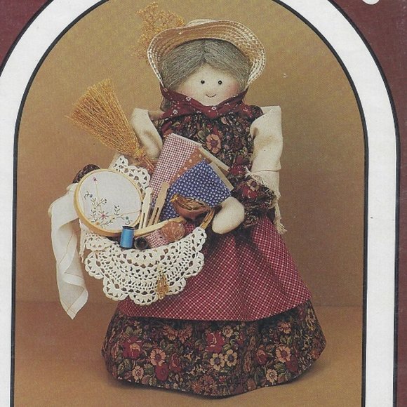 Dream Spinners 137 Peddler Doll Sadie and Clothing Pattern Uncut Vintage 1987 - Picture 2 of 5